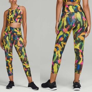 Lululemon Wunder Train High-Rise Tight 25"
Size 4 Leggings Gym Run Athleisure